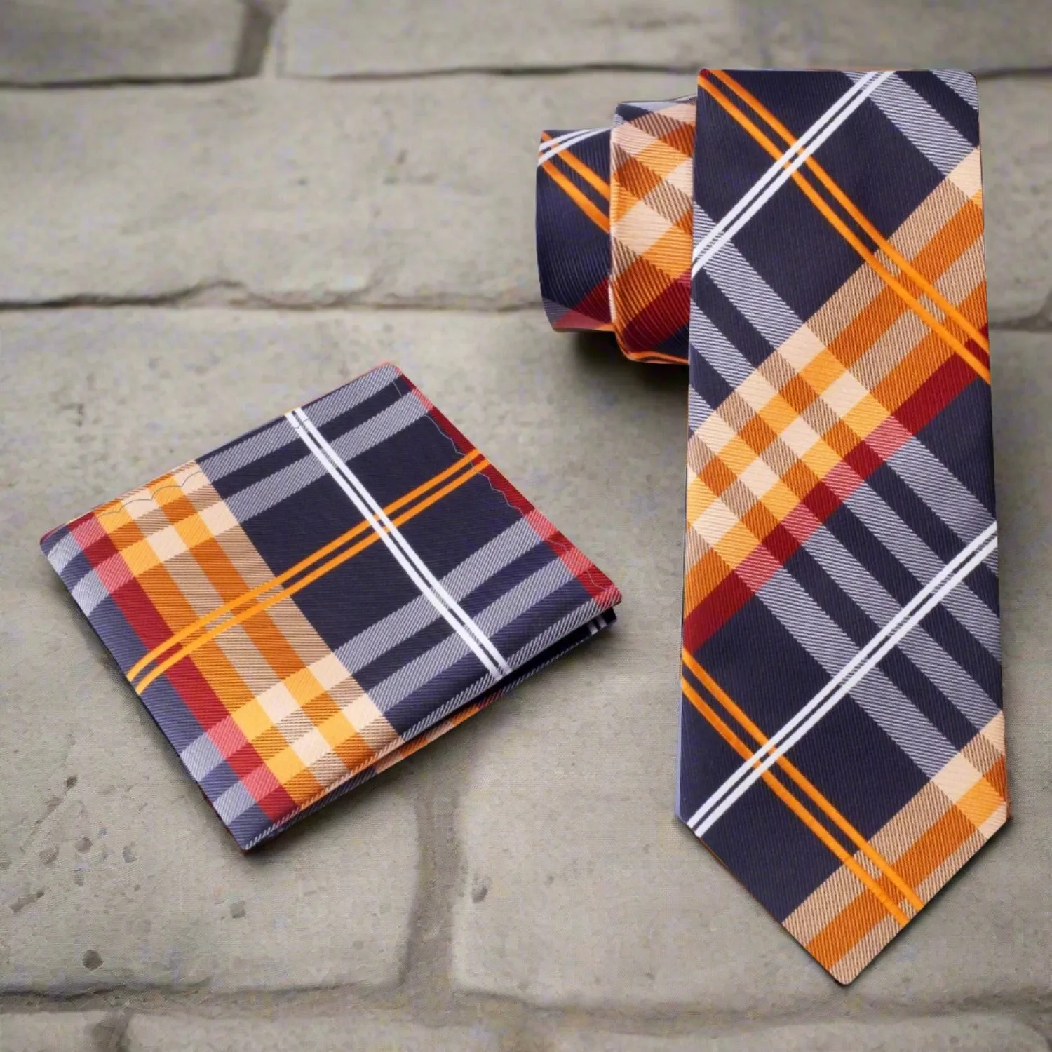 Accomplished Plaid Necktie