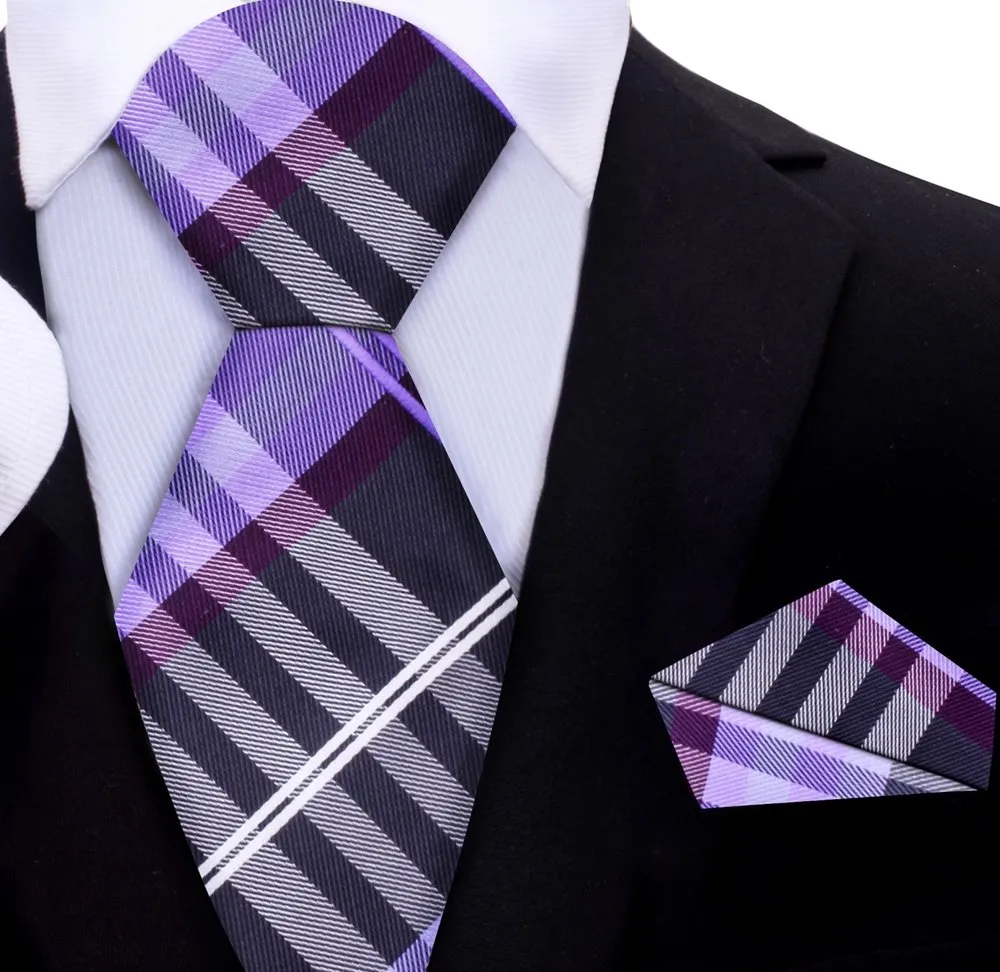 Accomplished Plaid Necktie