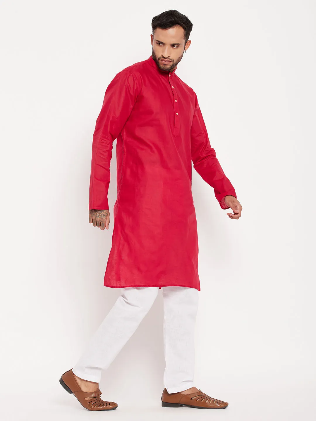 VASTRAMAY Maroon Cotton Kurta And White Pyjama